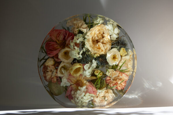 bouquet de mariage préservé dans résine époxy